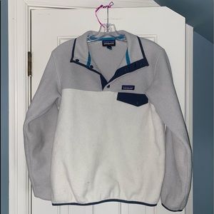 White Patagonia Sweatshirt!